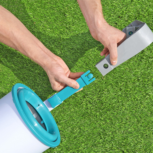 Swimming Pool Cleaning and Filtration Equipment Surface Scum Skimmer Wall-Mounted Pool Surface Cleaner Insect and Leaf Collector