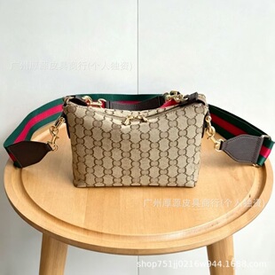�羳؛Դ�����pG�ϻ�Brera�����б����ٴ����Ƥ����ˮͰŮ��