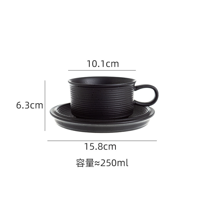 シンプルな陶磁器の白黒食器と食器のセットの家庭用ご飯と食器の魚の皿の大きいスープの碗のコーヒーカップは皿をつけます。|undefined