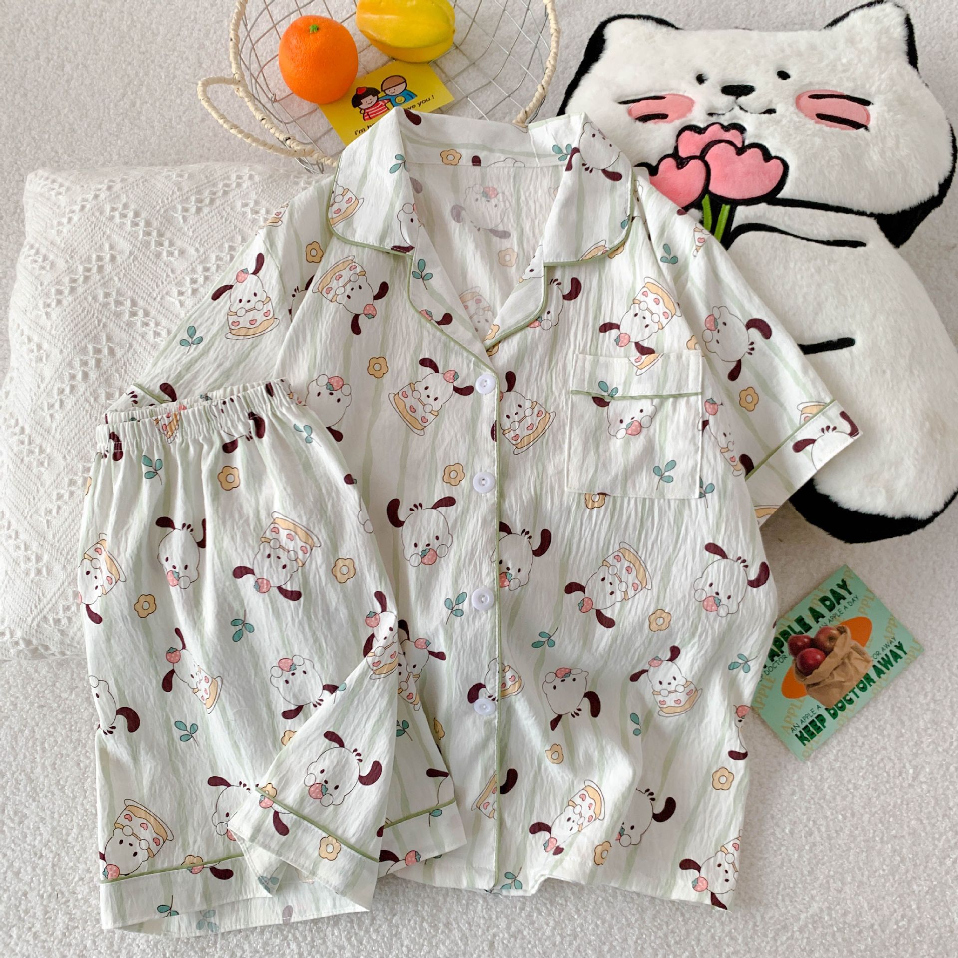 Vietnam transfronterizo al por mayor pantalones cortos de manga corta de verano pijamas de tres piezas mujeres lindas y cómodas servicio a domicilio de algodón en la nube