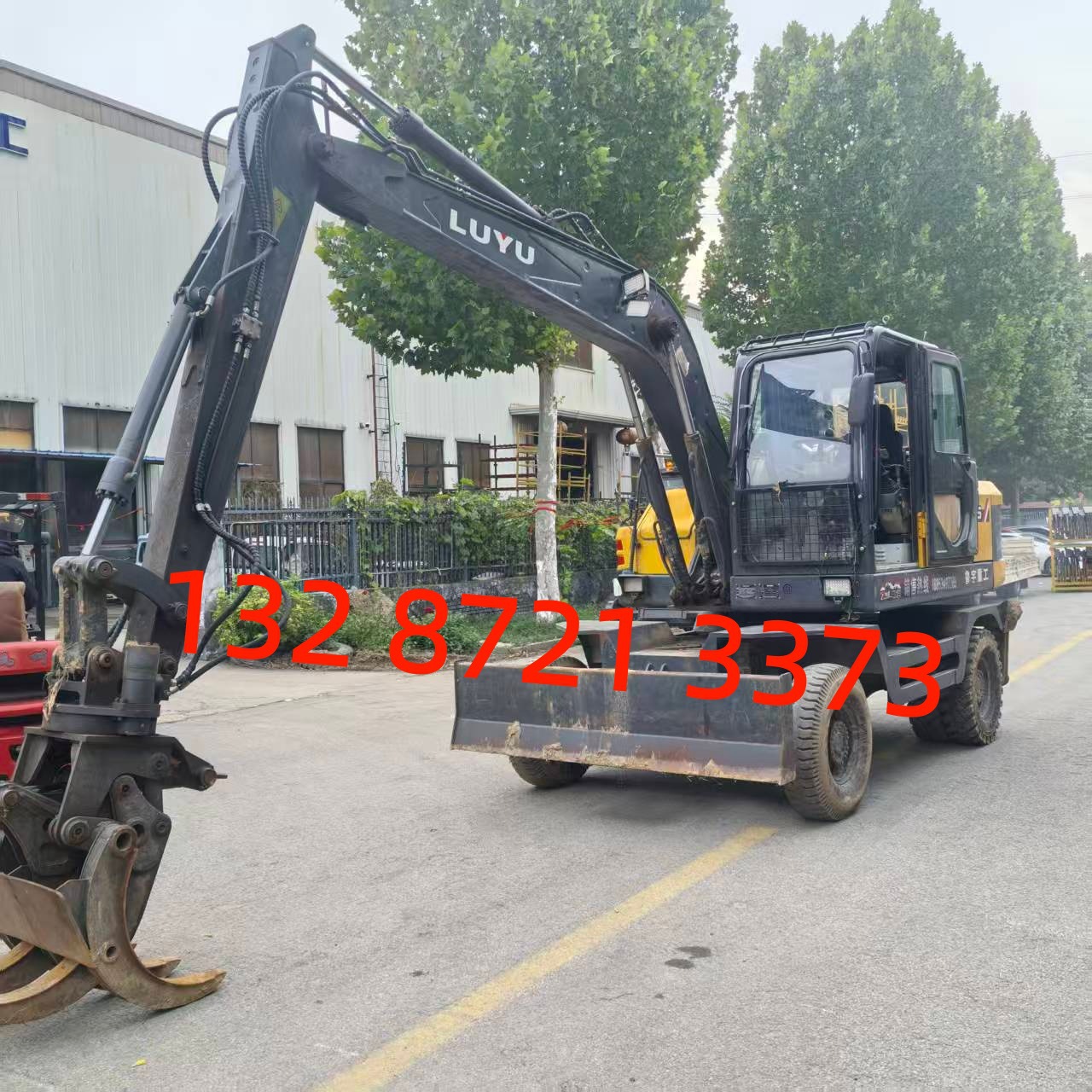 急售工作几百小时鲁宇135 轮式抓木机 夹木机 挖土机 抓垃圾 轮挖