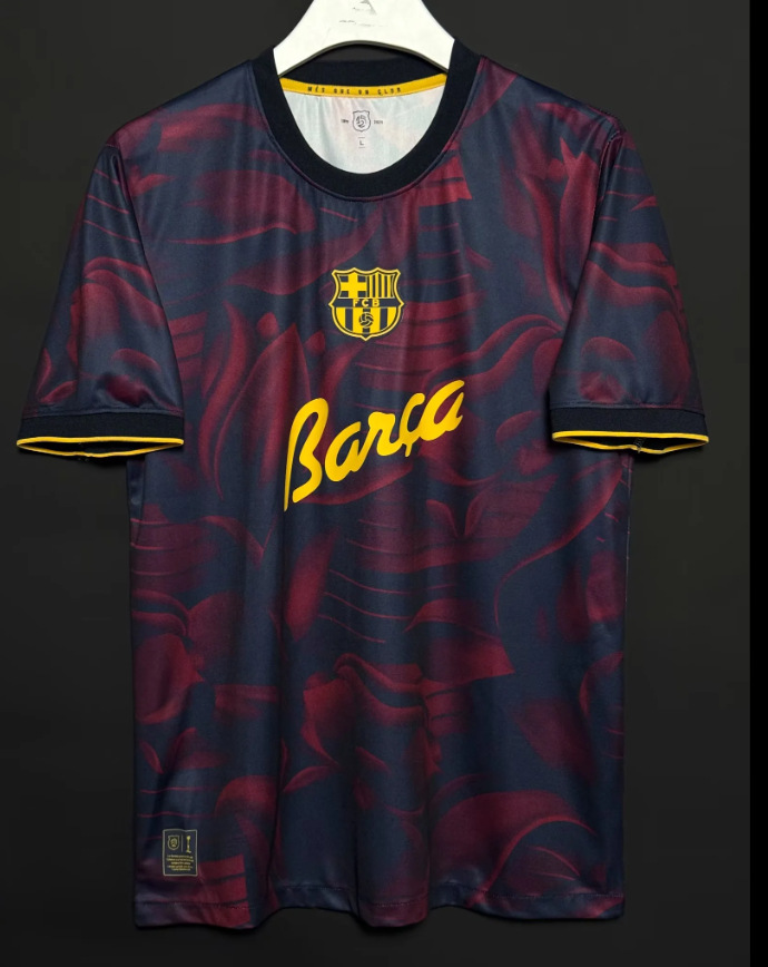 2627 uniformes de fútbol versión aficionado, nuevas camisetas de fútbol de clubes como Manchester United, Manchester City, Arsenal y Real Madrid.