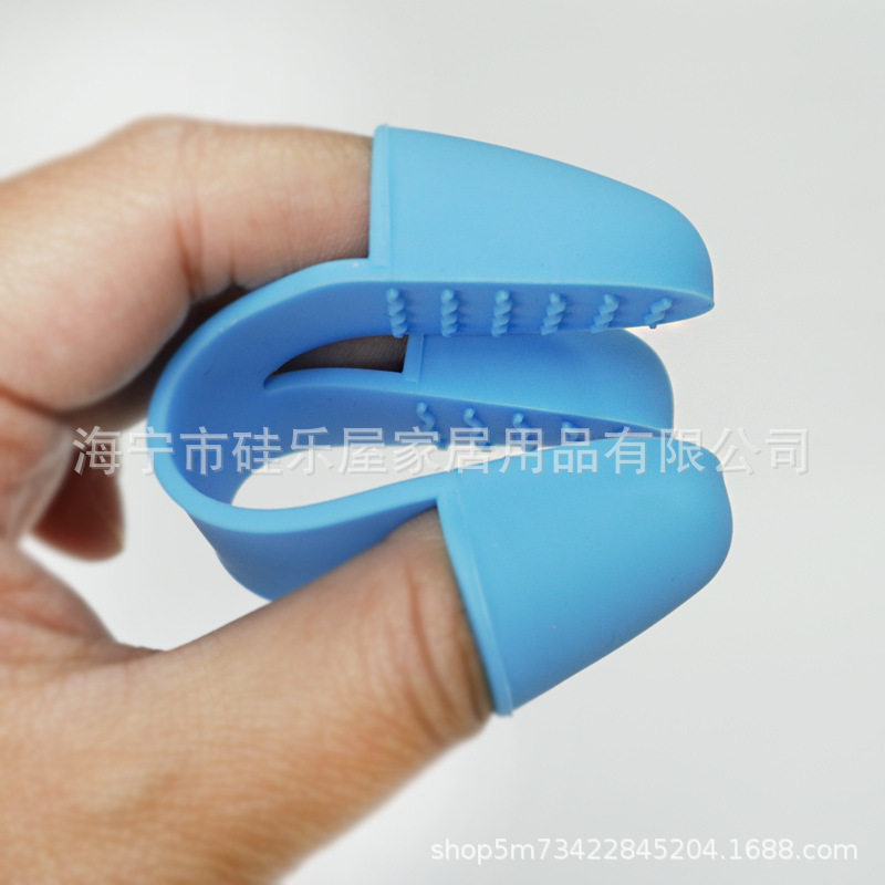 升级版硅胶防烫手指夹 简易3指取盘隔热夹 厨房取盘器 多色可选