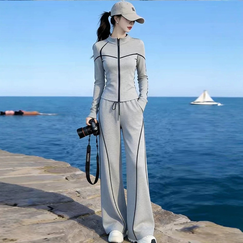 Fashionable women's suit 2026 autumn new style slim-fit stylish stand-up collar cardigan short jacket casual pants sports two-piece set Fashionable women's suit 2026 autumn new style slim-fit stylish stand-up collar cardigan short jacket casual pants sports two-piece set