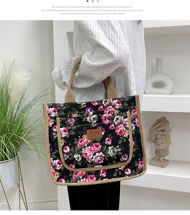 The new thickened canvas handbag is suitable for carrying out by hand. It features an aluminum foil insulation layer and comes with a lunch box and lunch box undefined