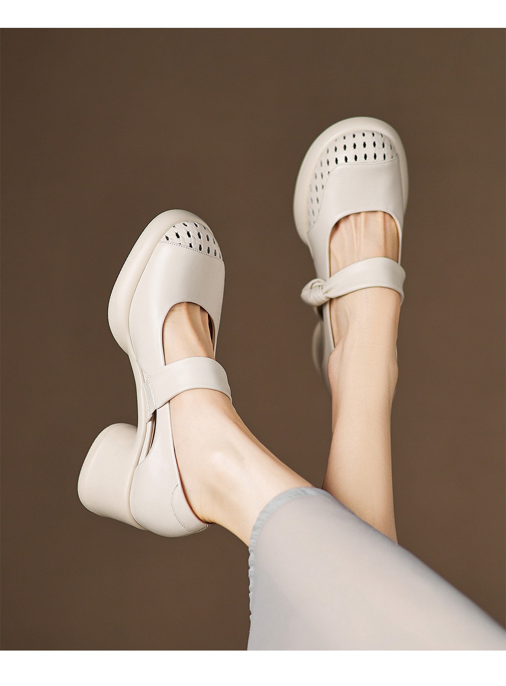 Giày sandal cao gót nữ quai ngang da bò mũi kín gót dày — đen chi tiết 7