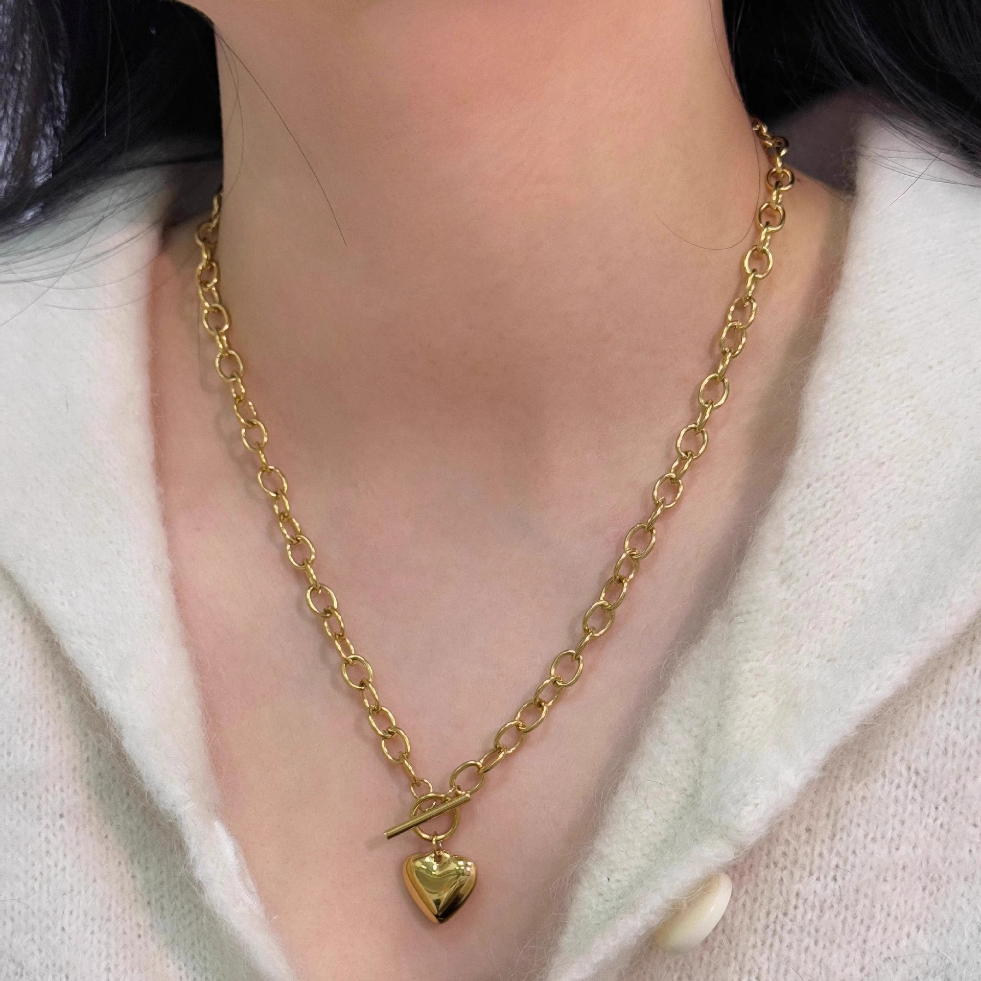 Smooth Heart Pendant Necklace With Ot Clasp In Stainless Steel_voghion.com