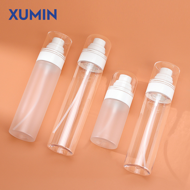 Botella de aerosol cosmético en stock 50ml botella de agua de maquillaje transparente / esfoliada botella de toner 100 - 120ml