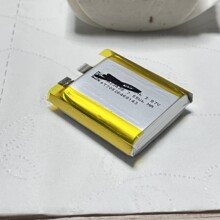 A33438�ۺ����늳� 3.87Vܛ���1950mah�m���ƽ����X늳�
