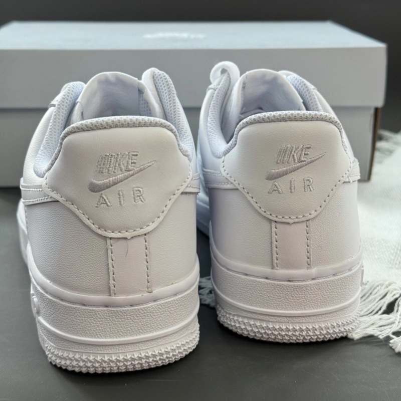 Chunyuan Air Force No. 1 Putian zapatos blancos clásicos bajos, zapatos de skate casuales, zapatos deportivos blancos.