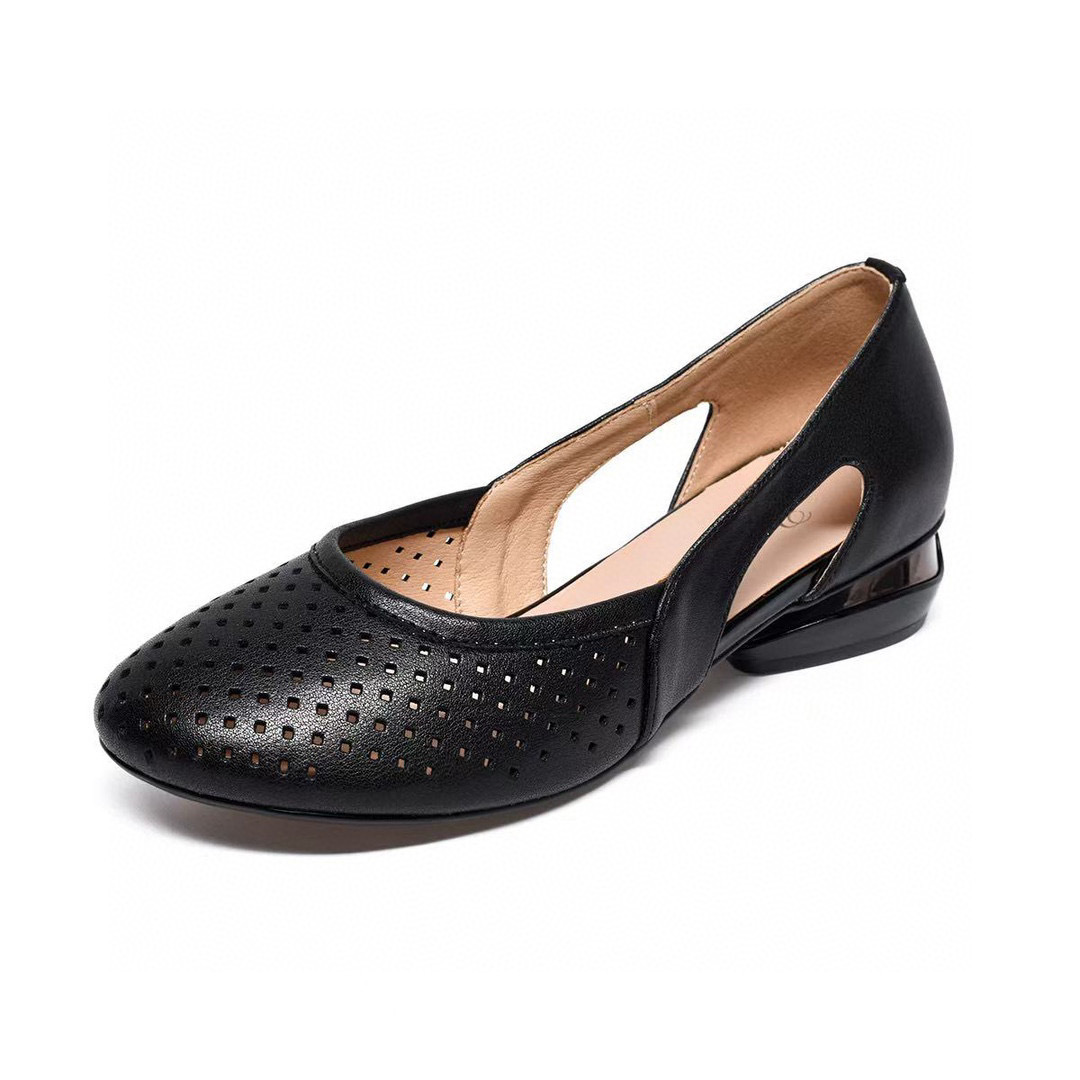 Giày sandal nữ da thật mũi tròn khoét lỗ, gót vuông thấp, xỏ ngón tiện lợi — đen