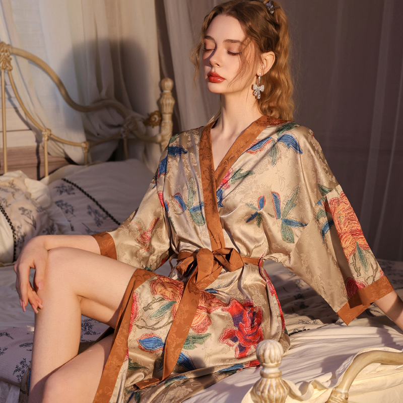 Jacquard Satin Pajamas, Spring and Autumn Noble Robes, Printed Elegant Women's Spring and Summer Bathrobes, Imitation Xiangyun Silk Bathrobes Jacquard Satin Pajamas, Spring and Autumn Noble Robes, Printed Elegant Women's Spring and Summer Bathrobes, Imitation Xiangyun Silk Bathrobes