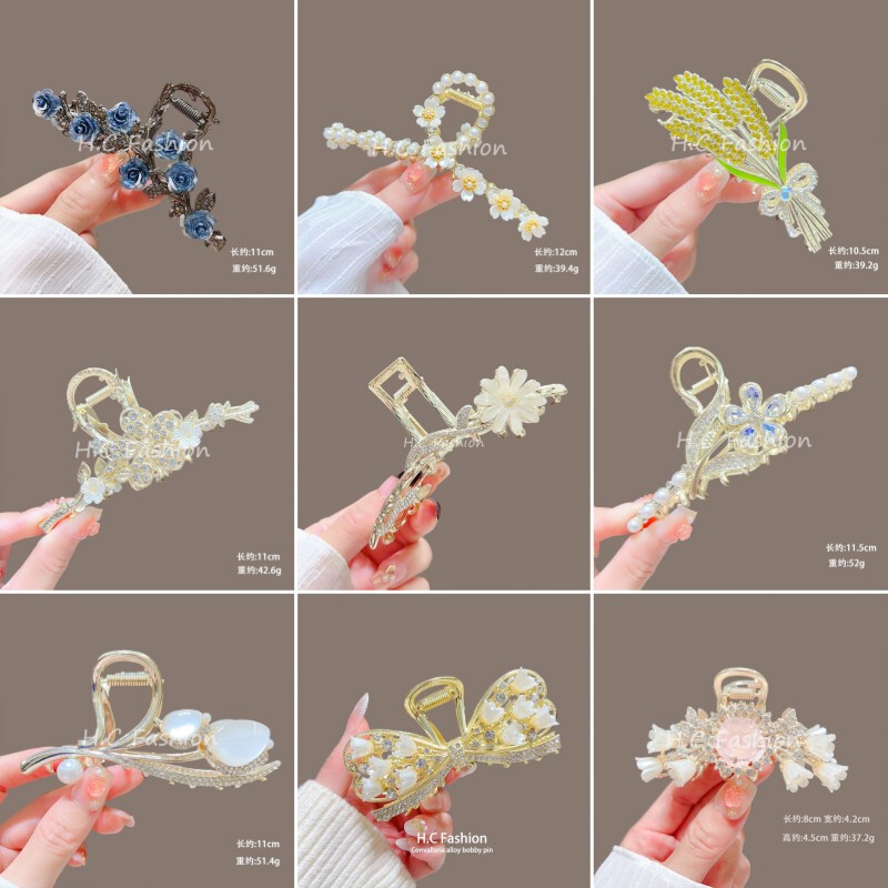 2024 New High-end Flower Grab Clip Back Head Hair Clip Design Sense Shark Hairpin Elegant Headwear for Women