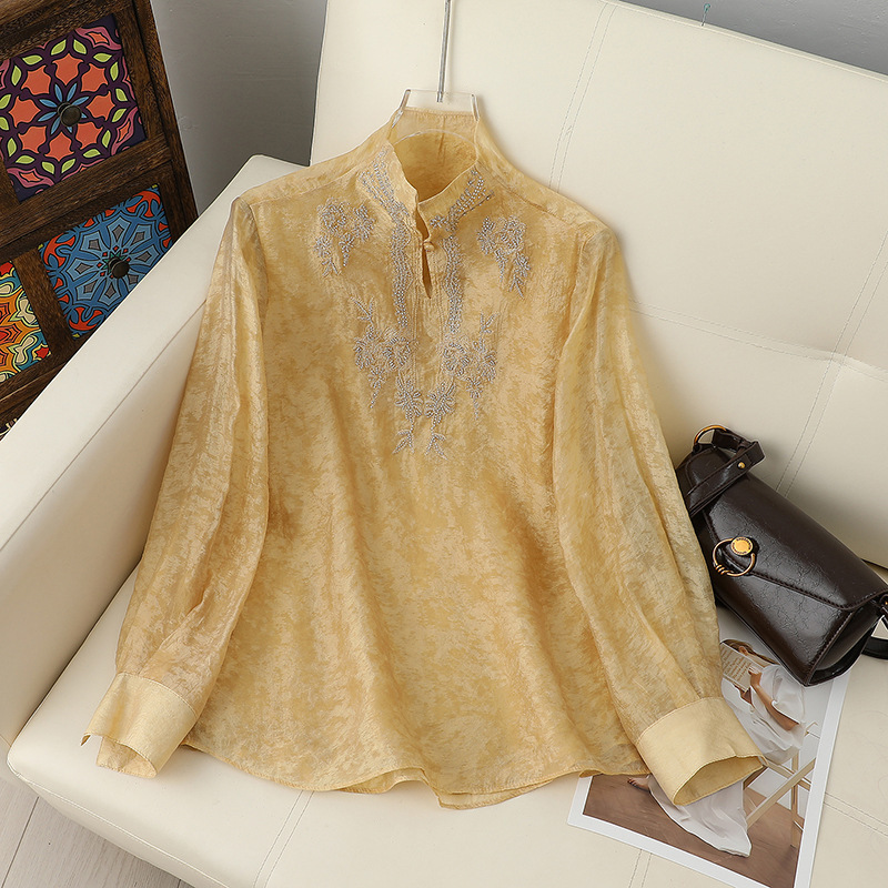 New Chinese-Style Embroidered Stand-Collar Shirt for Women, Long-Sleeved, Sun-Protective, Skin-Friendly, Breathable, Loose-Fitting, Gentle and Elegant Top