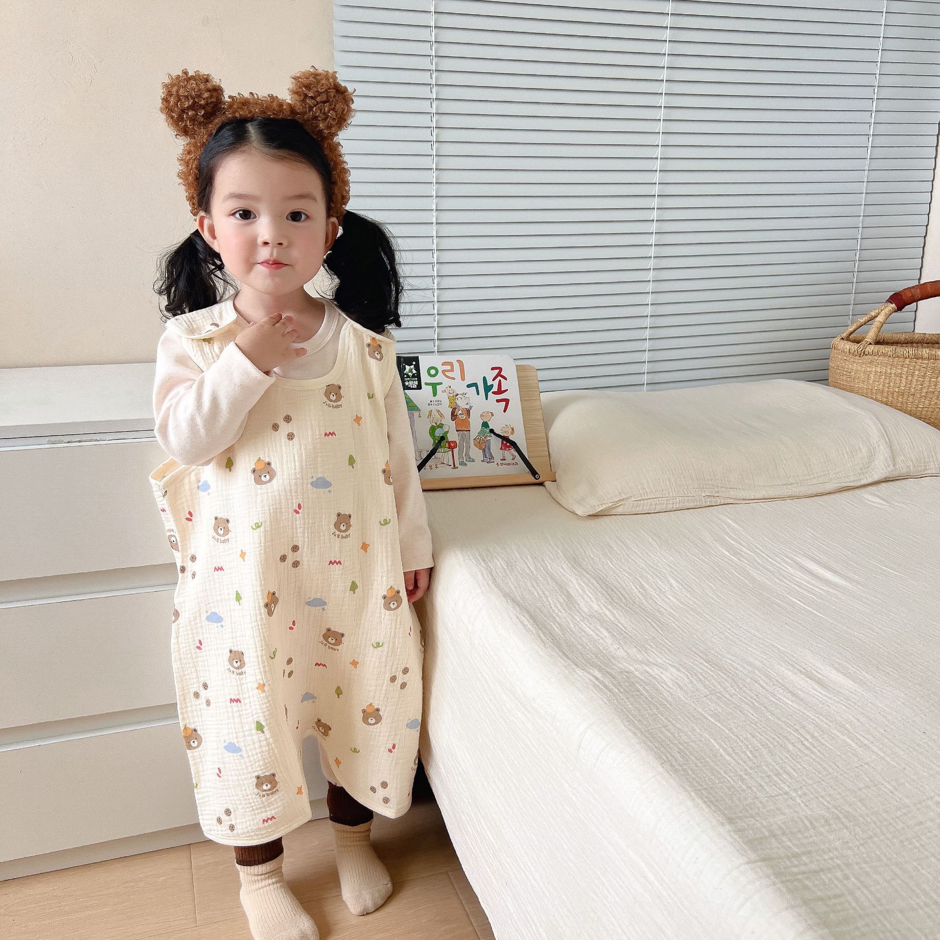 オレンジベア(前6枚、後ろ4枚のベスト寝袋) / 80cm