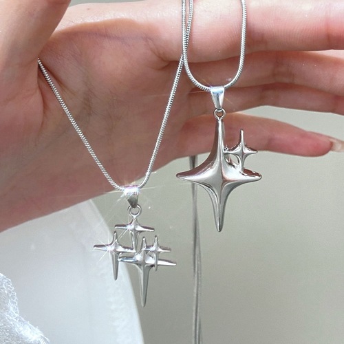 New Sweet and Cool Y2K Spicy Girl Double Star Cross Necklace, Instagram Hip-Hop Style Women's Sweater Chain, Titanium Steel Cool Wind Couple Accessories