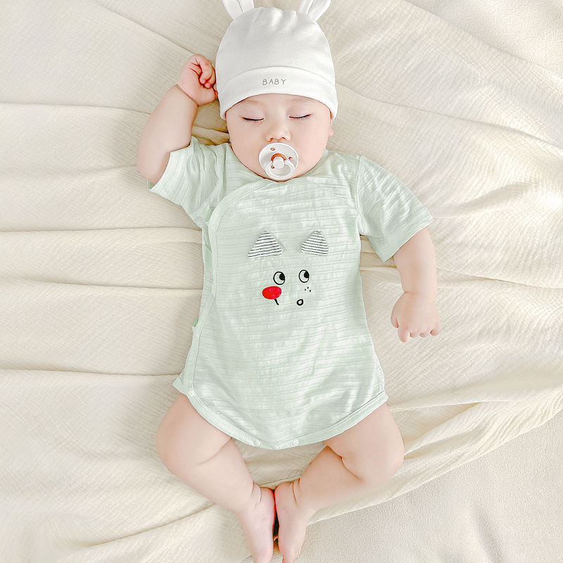 Mono de verano para bebé Pijamas de manga corta de algodón recién nacido para hombres y mujeres Triángulo fino 0 mamelones 3 meses bolso de bebé