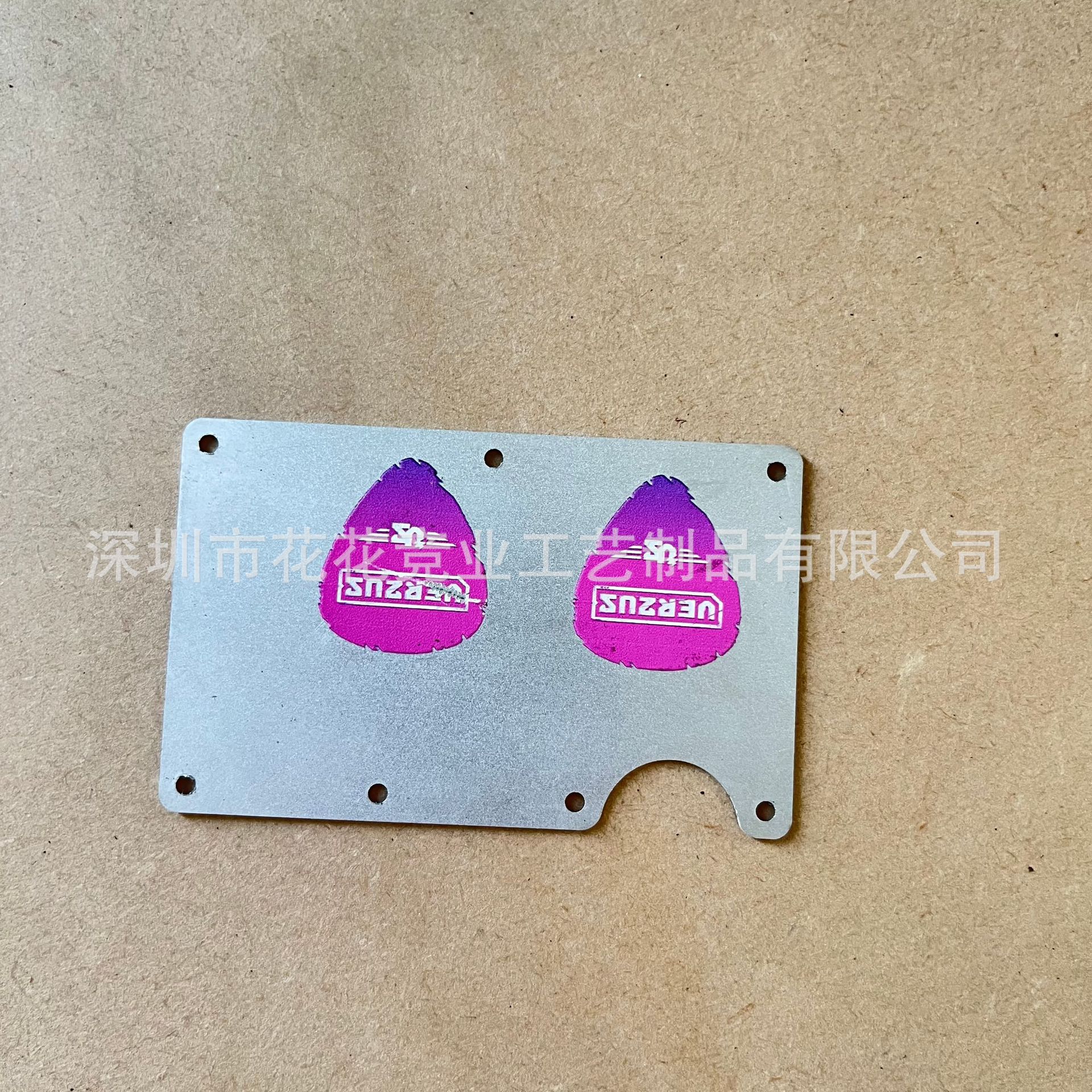 铝板uv彩印 面板UV数码彩印  塑料外壳uv金属制品logo平板喷绘