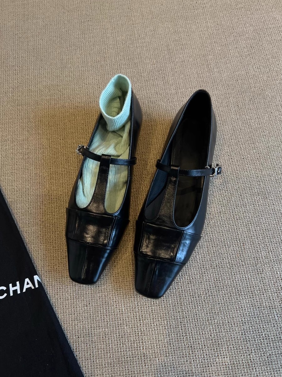 Mary Jane Leather Pumps With T-strap And Square Toe For Women_voghion.com