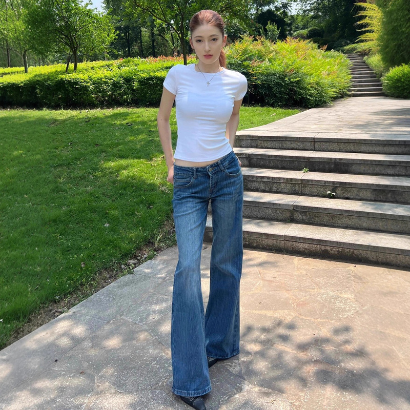 American Retro Design Whiskered Low-Rise Jeans for Women, Autumn and Winter 2025 New Style, Tall, Slightly Flared Bootcut Pants