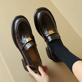 女式时装单鞋;女式皮靴;高跟凉鞋