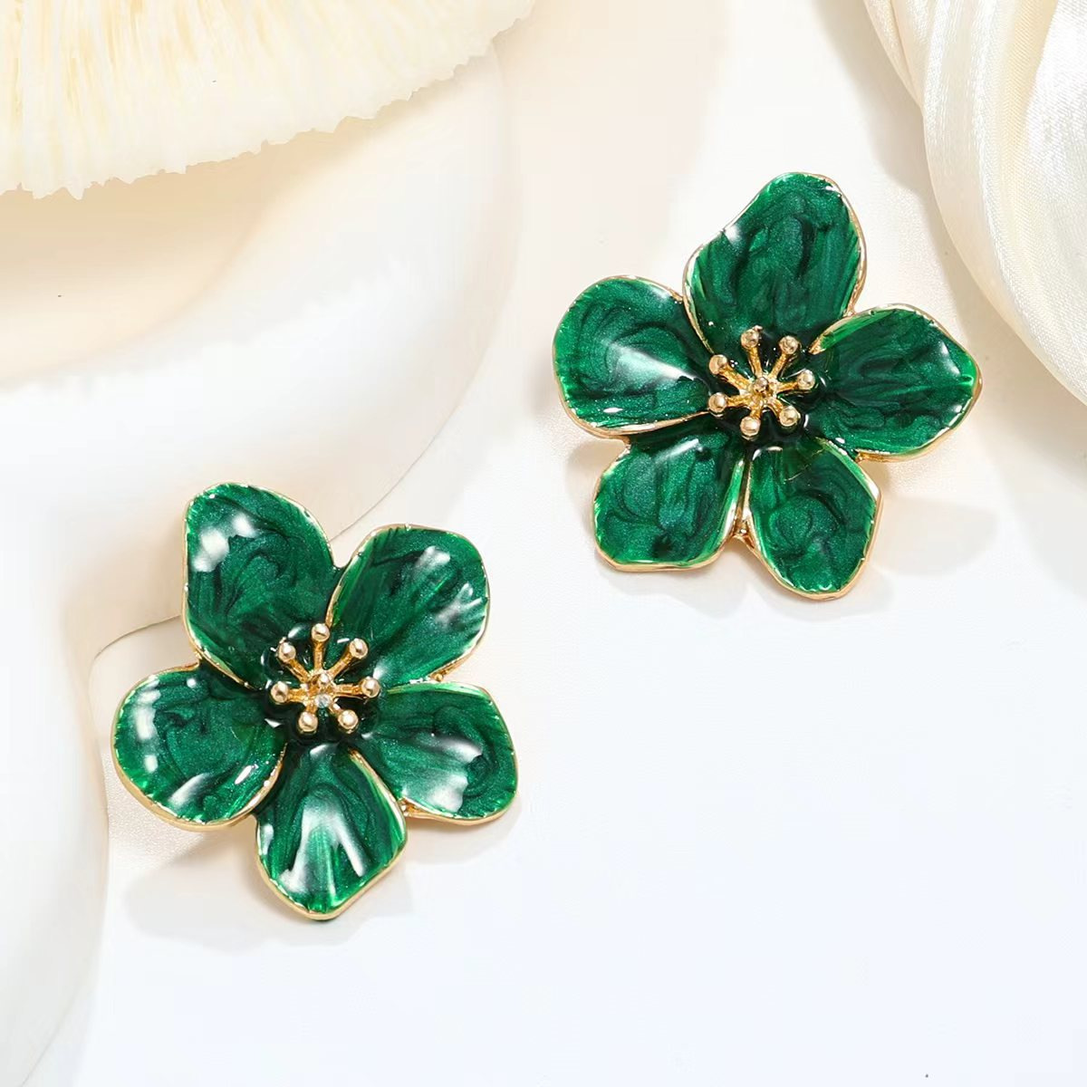 Europa y los Estados Unidos moda transfronteriza venta caliente flor simple personalidad universal mujer raqueta de calle conjunto de decoración joyas de moda