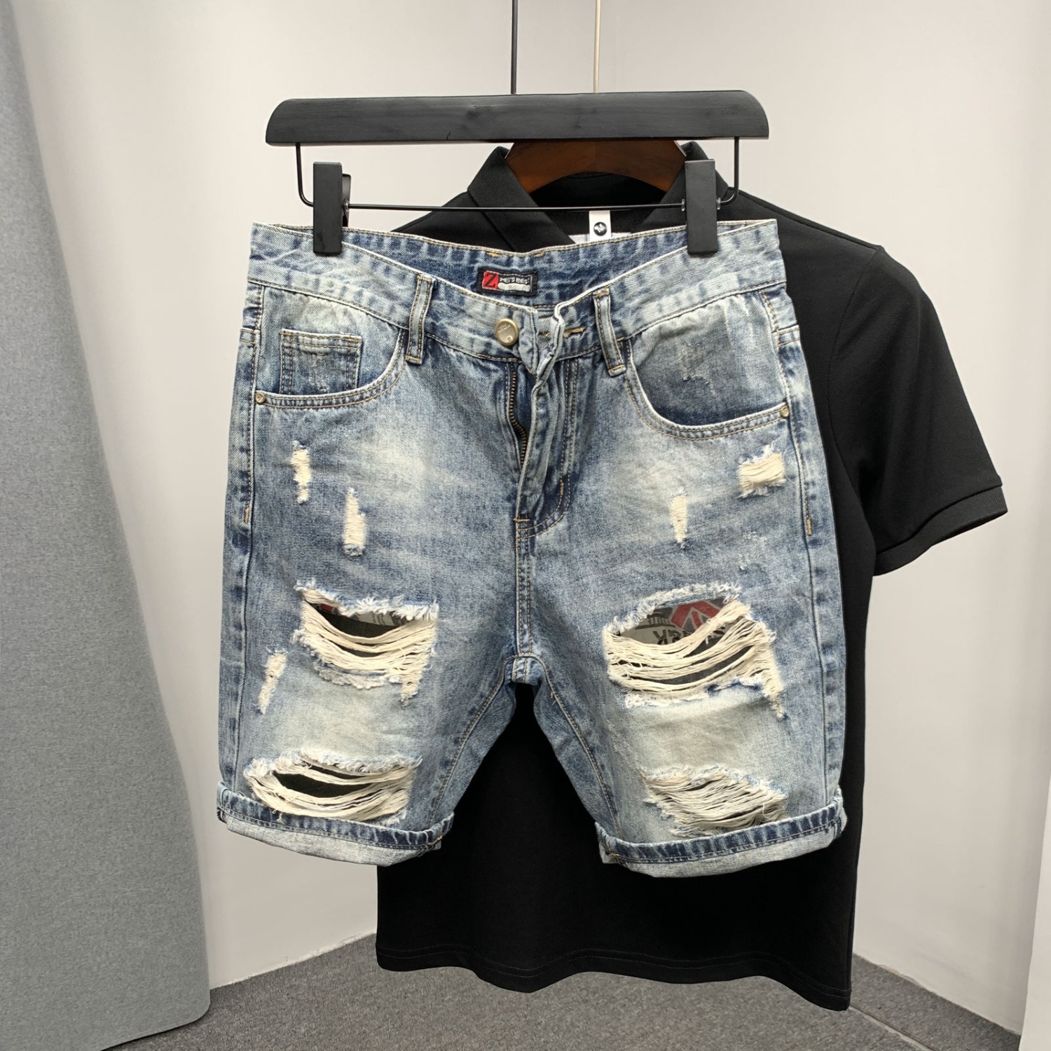 Hellblaue Jeansshorts Für Herren Im Angesagten Used-look_voghion.com