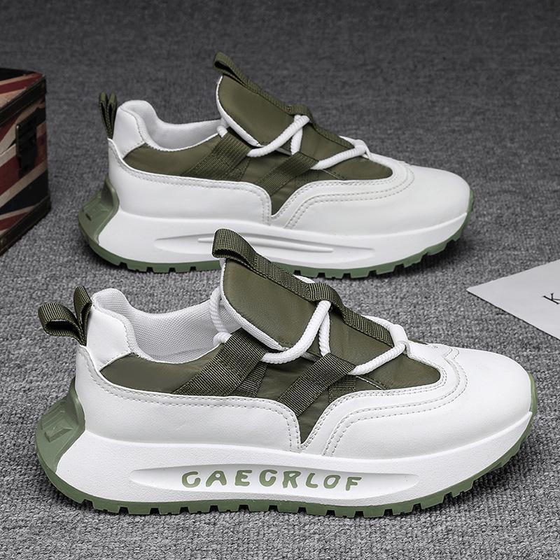 Fashionable breathable sneakers