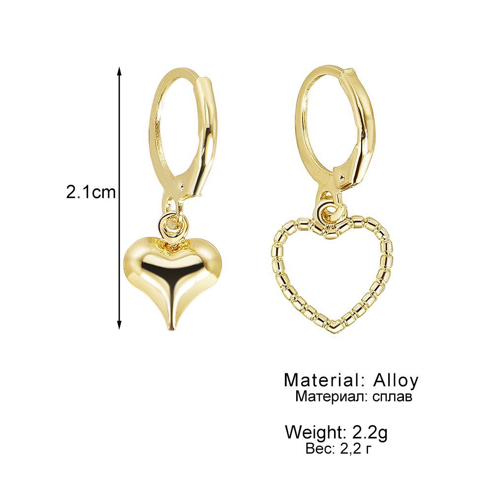 Korean Style  Hot Sale Gold Retro Asymmetric Love Heart Earrings Same Style All-matching Temperament Female Earrings display picture 2