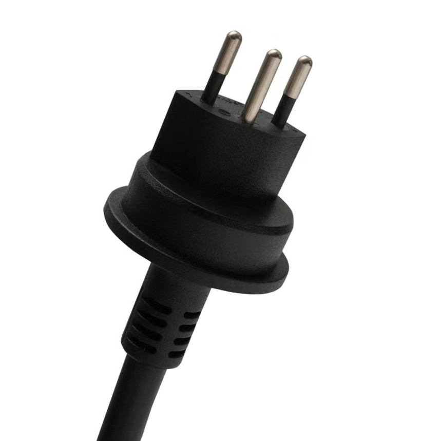 源头工厂欧规瑞士三芯IP44户外防水插认证三芯插头线电源线