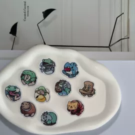 胸针;动漫明星挂件;钥匙扣及钥匙扣配件