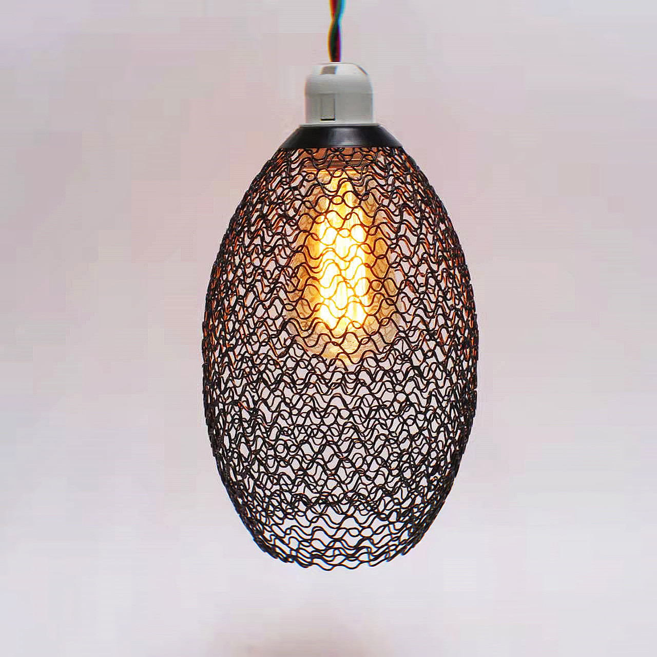 Fábrica directa de hierro tejido hueco-fuera casa restaurante linterna simple B & B hogar geométrico pantalla Shell