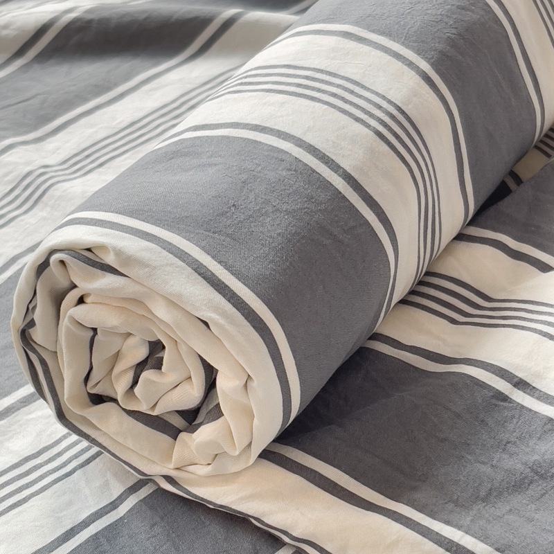 중세 회색 스트립