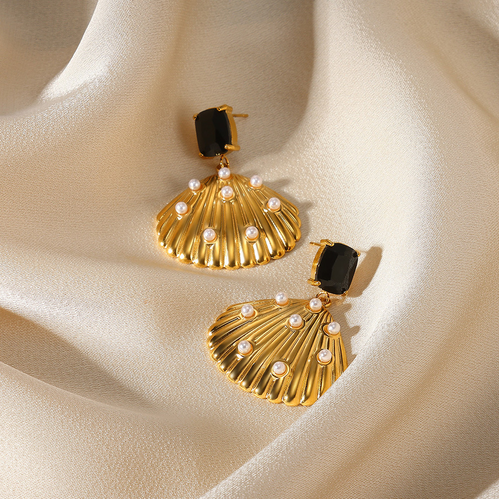 5g Weight 0.03µm-0.05µm Gold Plating Thickness PVD Coated Gold Plating Process 304 Stainless Steel Ear Needle Material Real Gold Plated Plating Material Zircon Inlay Material Dangling Earrings Classification 1 Pair Quantity Holiday, Daily Occasion 304 Stainless Steel Material Flower, Shell Pattern Women's Gender Vacation, Simple Style Style Waterproof Non Tarnish, Inlay Craft PVD Coated Real Gold Plated Flower Shell 304 Stainless Steel Vacation Simple Style Waterproof Non Tarnish Dangling Earrings 1