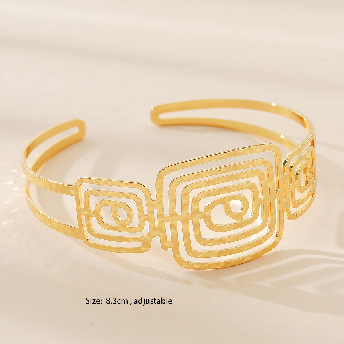 Fashion Geometric Alloy Metal Bangle