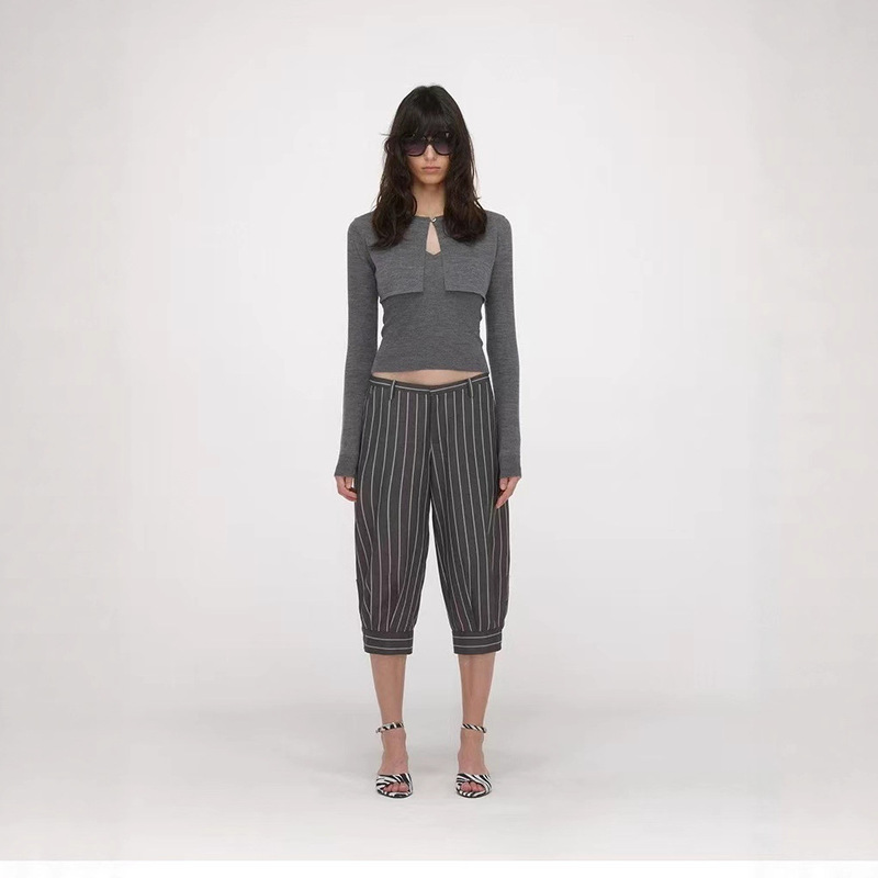 Autumn Women's Style Can Shoulder Mini Cardigan Halterneck Vest Wool Knitted Two-Piece Set