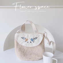 日系新款毛绒包森女系文艺复古帆布包女斜挎包包重工刺绣拼接花边