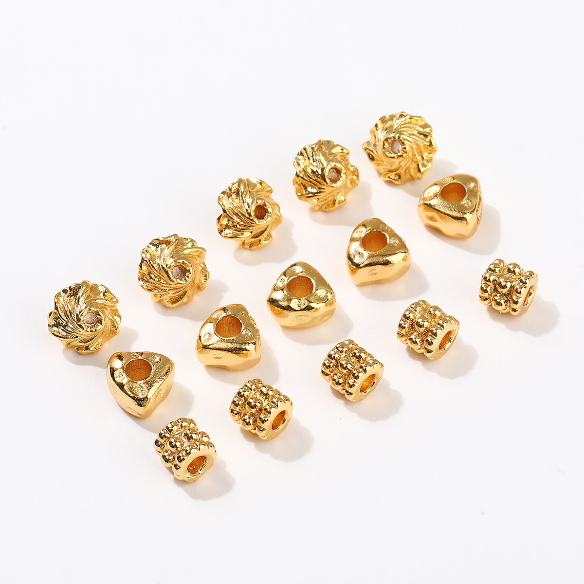 クリスタルメッキK金丸玉 高色保持銅メッキ18K金位置決めビーズ 手作りDIYアクセサリー ブレスレットアクセサリー