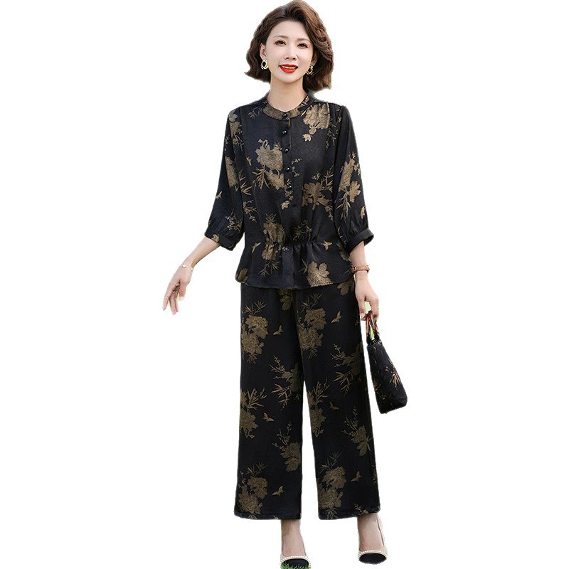 Новая летняя одежда для женщин среднего и пожилого возраста больших размеров, одежда для мам, молодой и модный слегка полный комплект из двух предметов, закрывающий тело и позволяющий носить весь комплект.