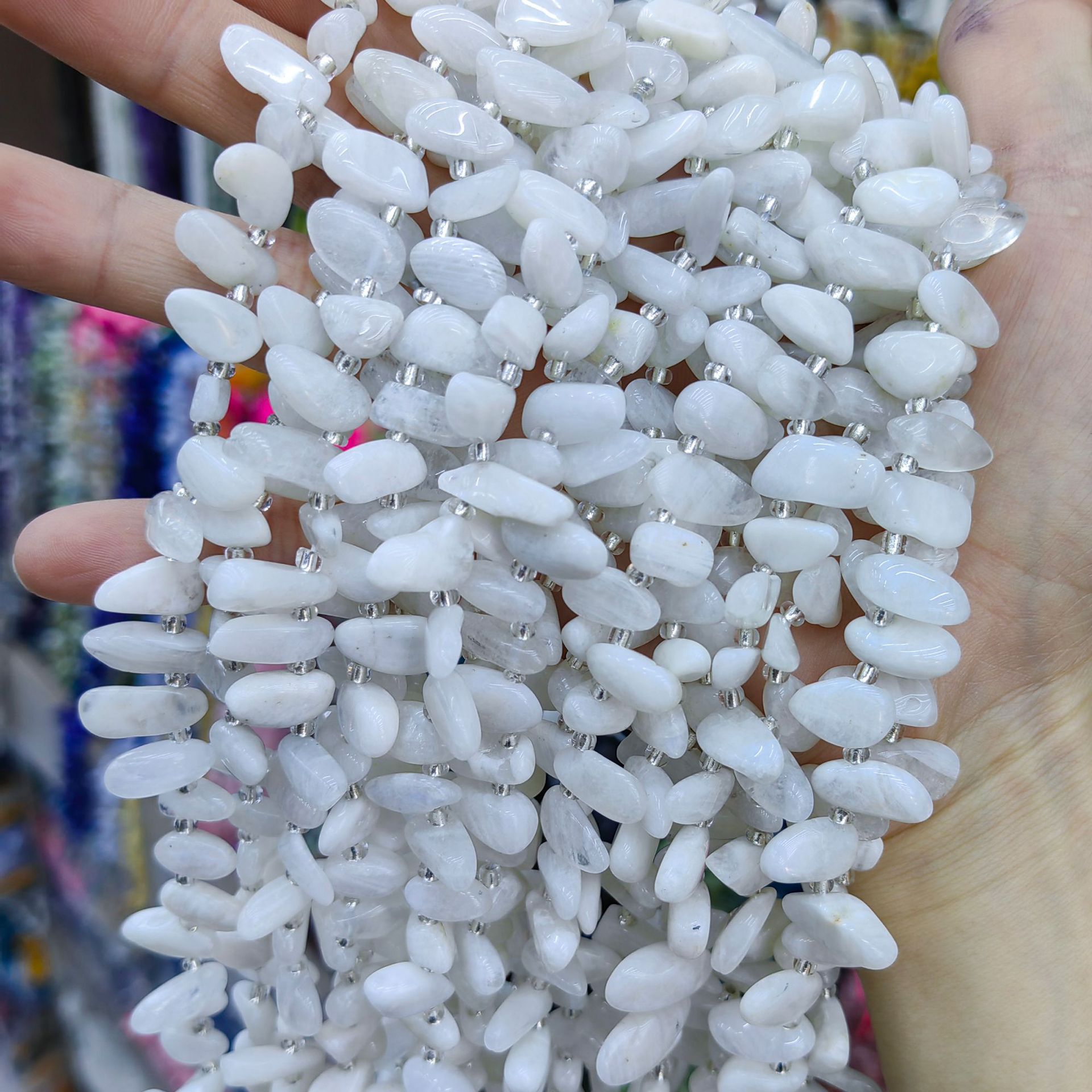 Piedra natural cristal piedra triturada amorfa agujeros laterales heterogéneos semiacabados joyería DIY perlas al por mayor