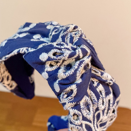 2024 Spring Vintage Knot Embroidery Hairband for Women, Elegant Chinese Style for Young Girls, Face-Washing Headband, Versatile Hair Accessory for Wholesale