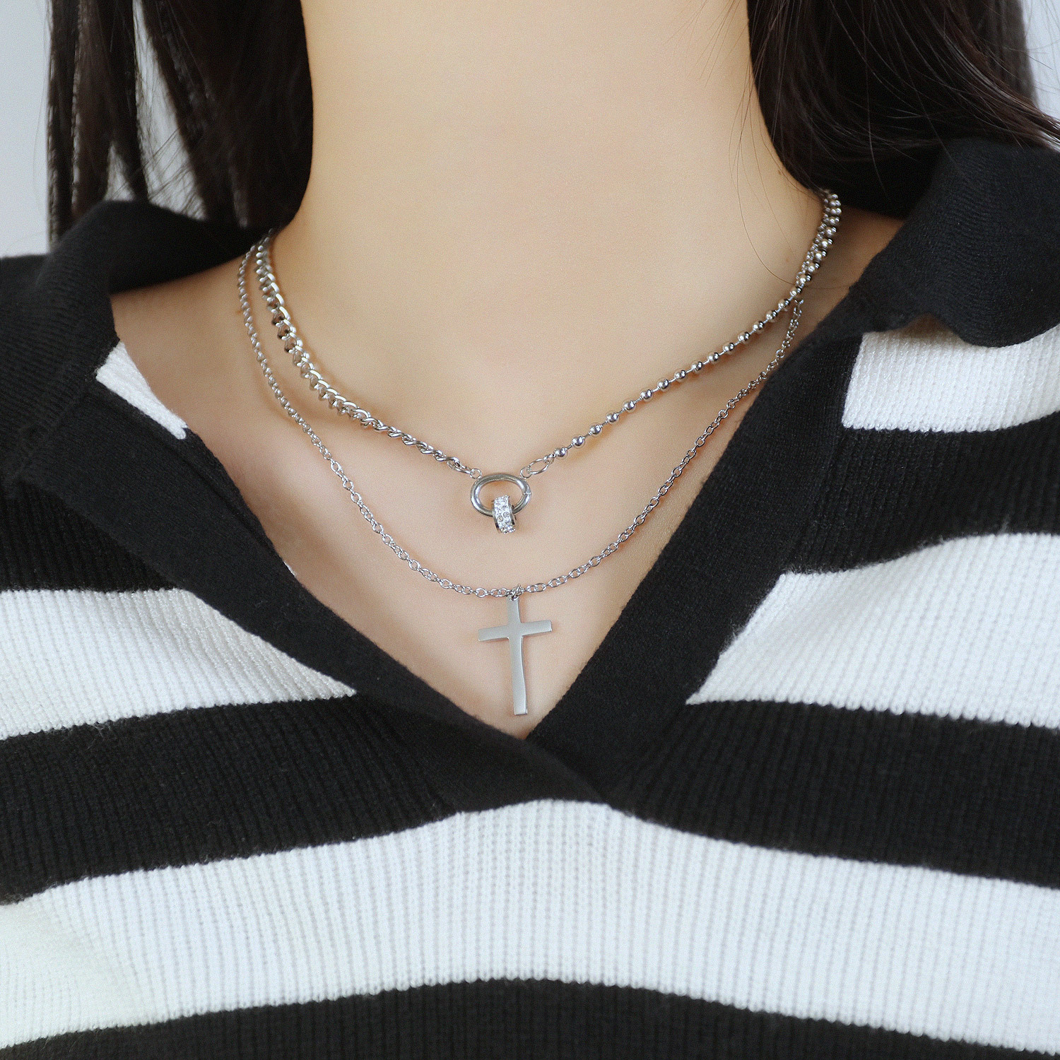 歐美跨境飾品 復(fù)古ins風(fēng)十字架鎖骨鏈 ins潮圓環(huán)雙層鈦鋼項(xiàng)鏈女