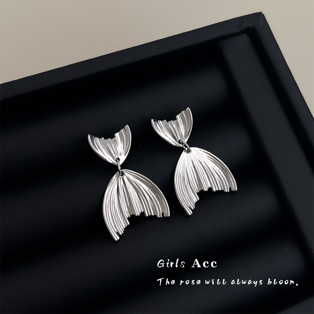 4646+44_0033_耳语场景新水印 拷贝 34.jpg