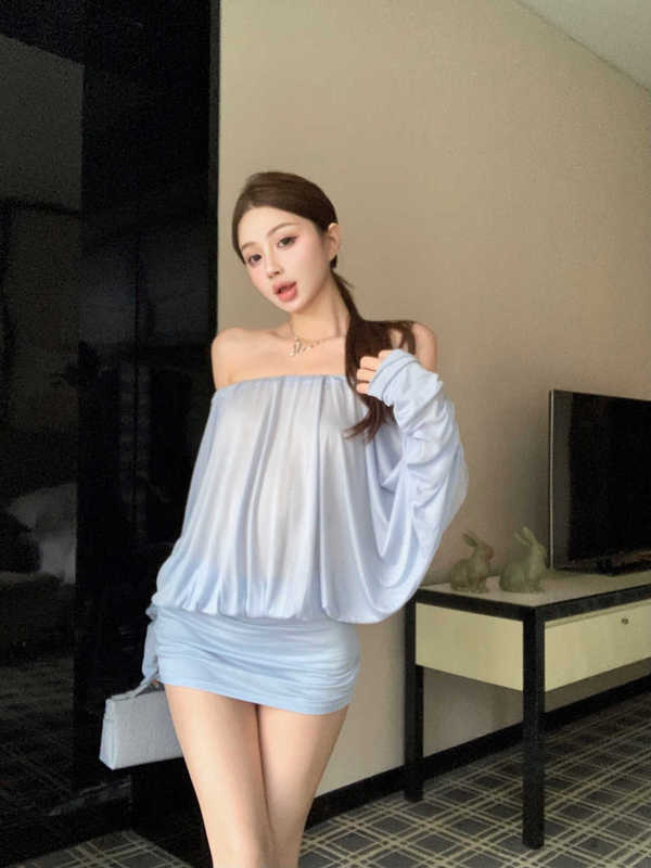 蓝色一字肩长袖连衣裙女秋季显瘦收腰裙子蝙蝠袖纯欲辣妹包臀短裙|undefined