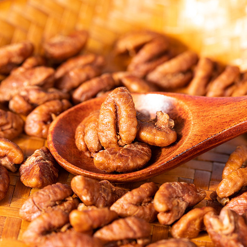 Pecan kernels 250g bagged nuts roasted seeds and nuts snacks Lin'an specialty bulk small walnut meat manufacturers wholesale