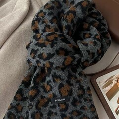 メーカーの新型ウール混紡豹紋毛糸マフラー女性秋冬保温ネット赤気質ニットマフラークロスボーダー