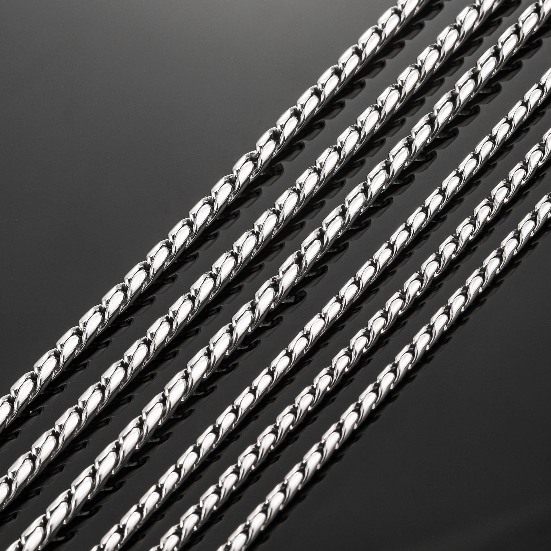 Personalised Dragon Bone Chain Necklace For Men In Stainless Steel_voghion.com