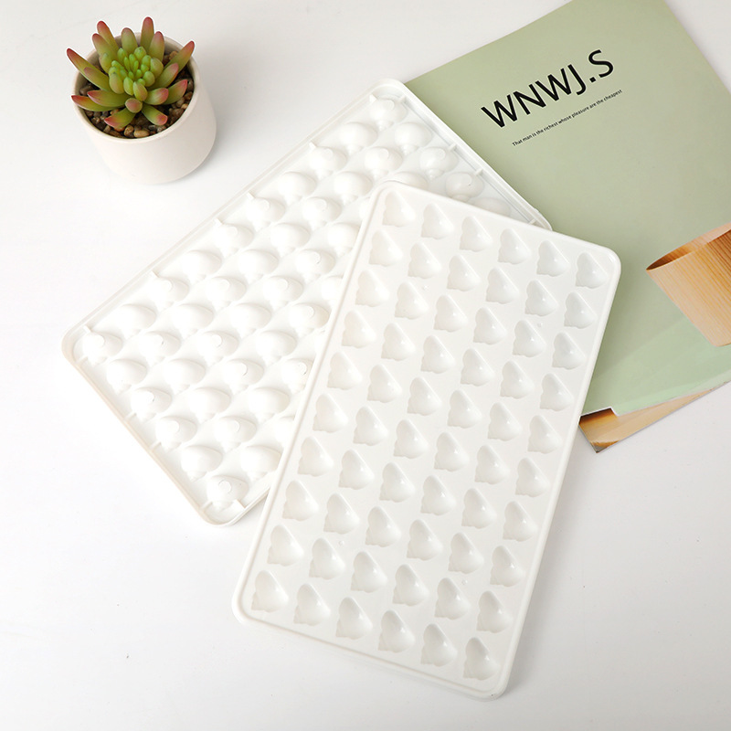 Nuevo molde de cubo de hielo de verano con tapa bandeja de hielo forma de concha creativa 60 rejilla cubo de hielo caja de hielo fabricante