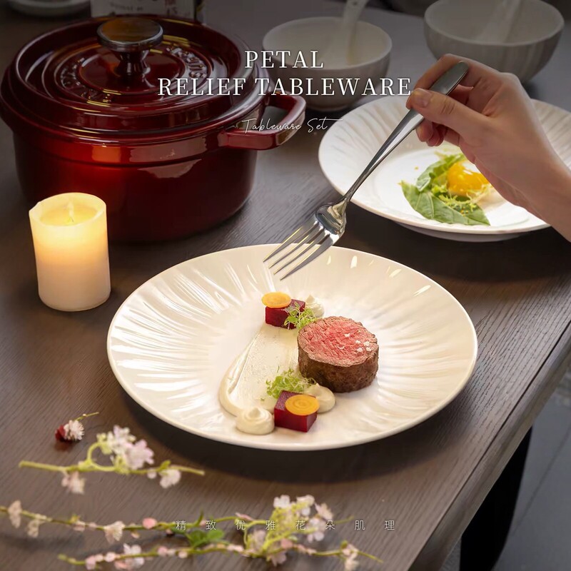 Nordic-style ceramic home decor creative marigold light luxury high-end dinner plate and rice bowl set with decorative edges Nordic-style ceramic home decor creative marigold light luxury high-end dinner plate and rice bowl set with decorative edges