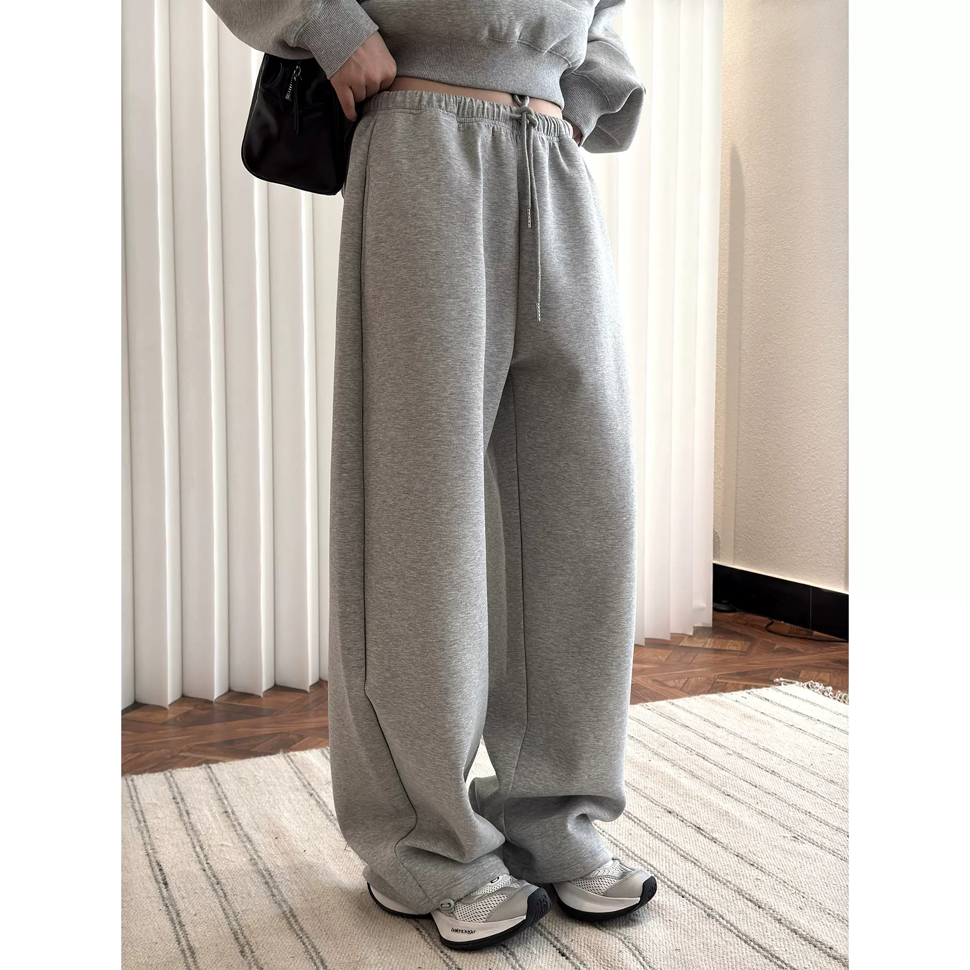 卢浮春季新款韩系时髦松弛Athflow风空气棉卫裤软糯舒适长裤女